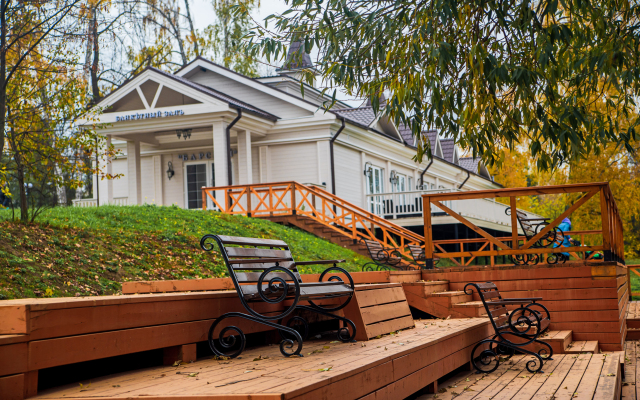 Usadba Grebnevo Hotel