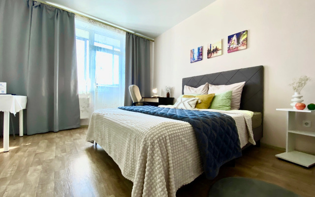 Na Reshetnikova 24 Flat