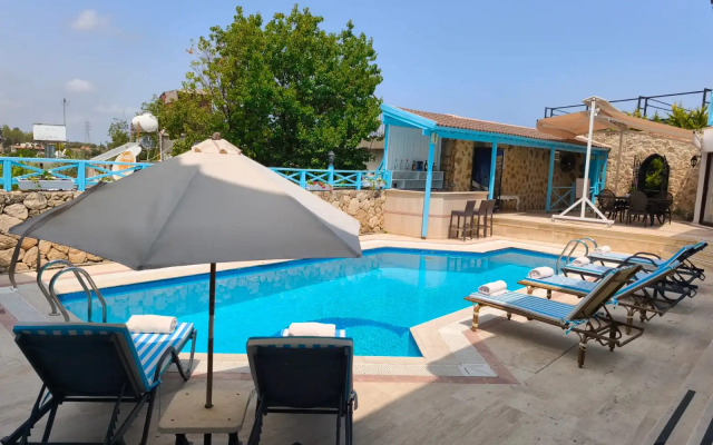 Bellapais Abbey Hotel