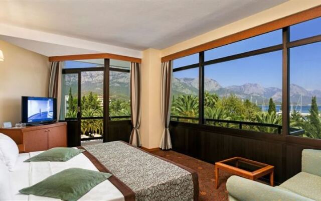 Ozkaymak Marina Hotel