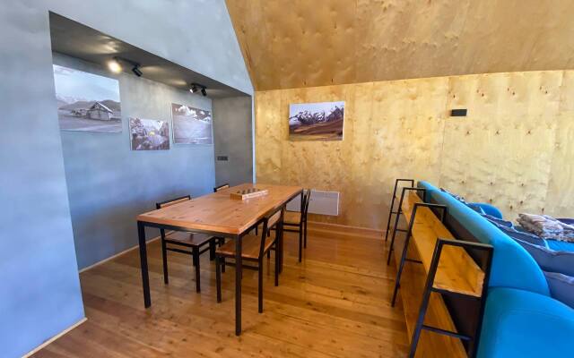 Peak Lodge Living Quarters