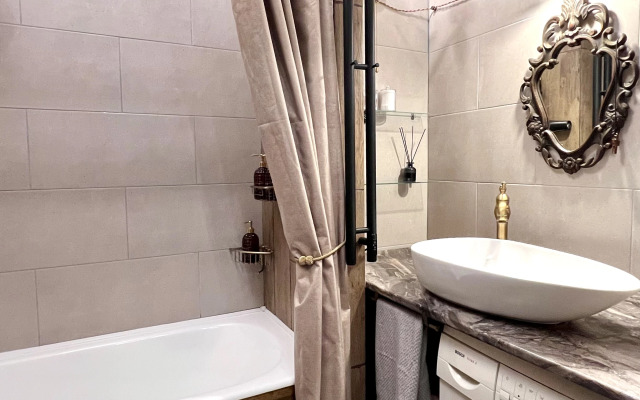 Квартира в Старом Питерском Стиле