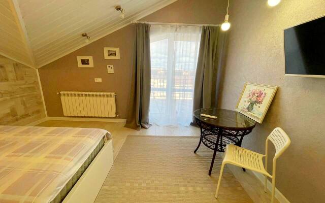 3-Kh Komnatnye 2-Kh Urovnevye Apartments