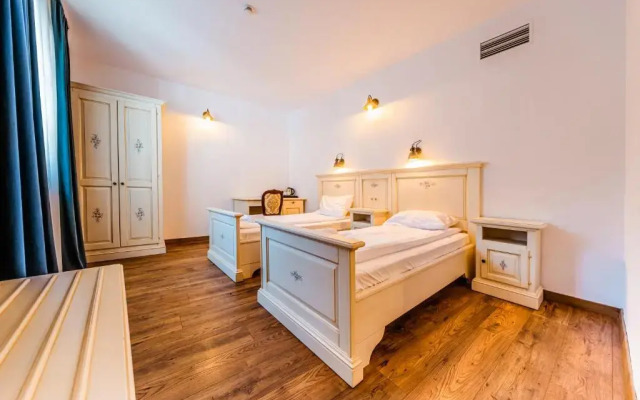Casa Chitic Balcescu Hotel