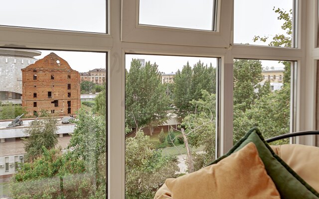 Апартаменты Лофт с видом на музей-Панораму и Волгу