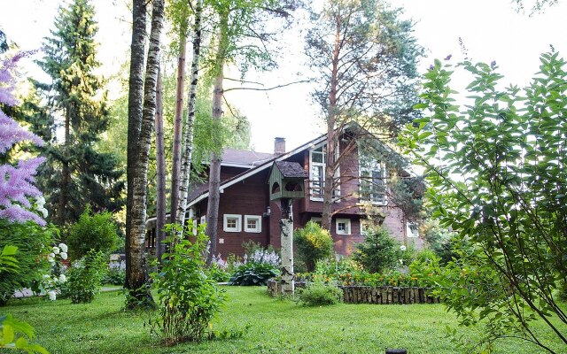 Коттеджи Green Forest Еcoclub