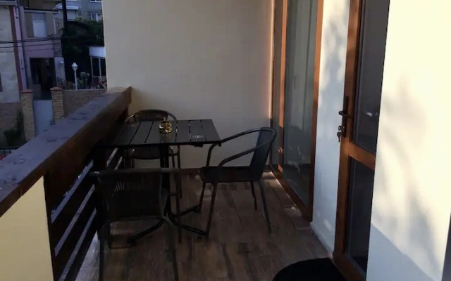 2 V Chastnom Dome Apartments