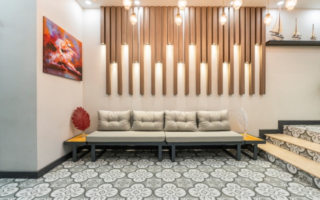 Monezza Hotel