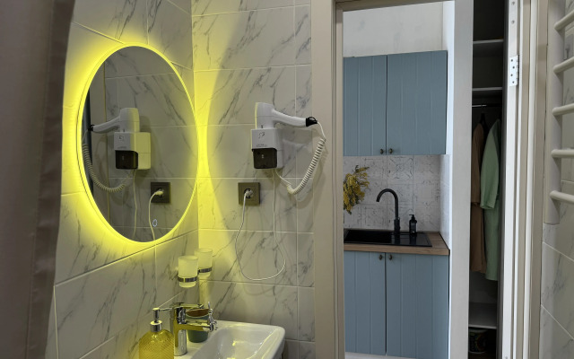 Na Urozhaynoy 27A Apartments