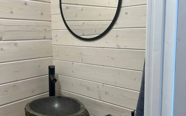 Шале Баня В живописном месте