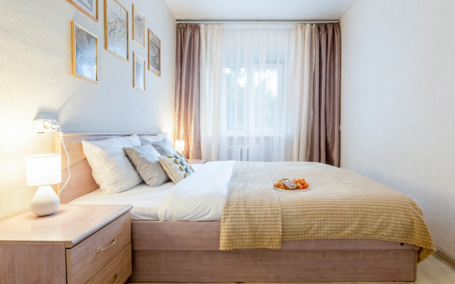 3-Kh Komnatnaya u Zh/d Vokzala Flat