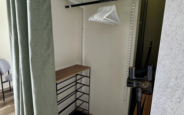 Vesna Na Baltike Flat