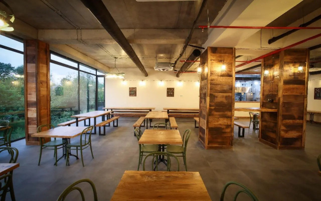 Отель Sazano Wine Cellar