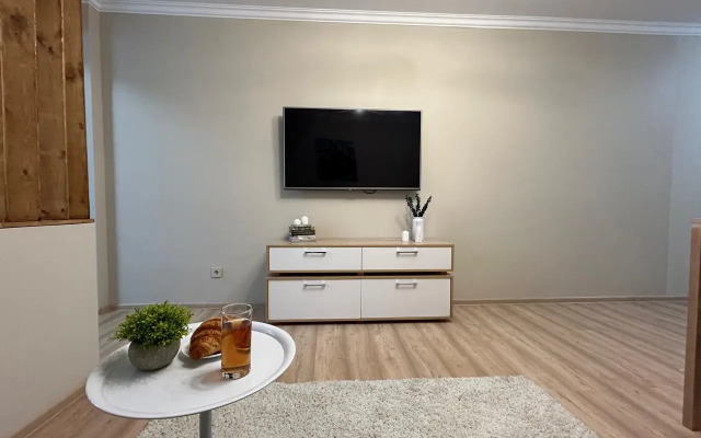 Апартаменты Студия Алма с  прекрасным видом на город