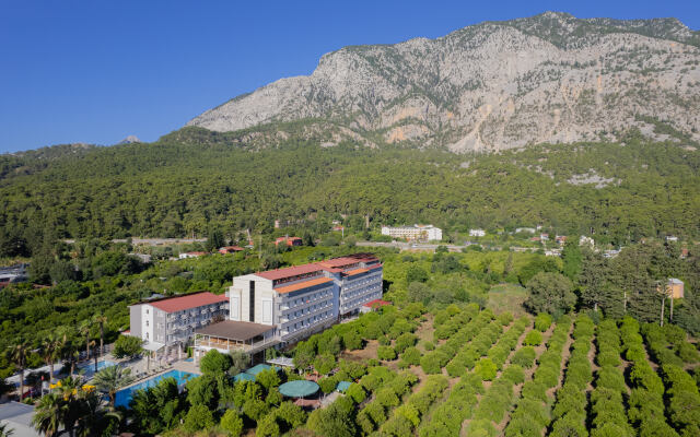 Grand Hotel Derin