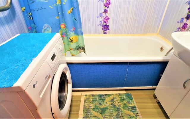 Апартаменты Домашний Уют на Улице Зверева 44