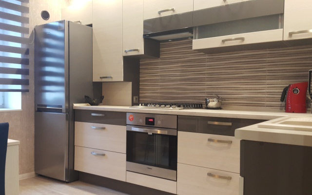 Novye Dvukhkomnatnye  V Tsentralnom Rayone Apartments