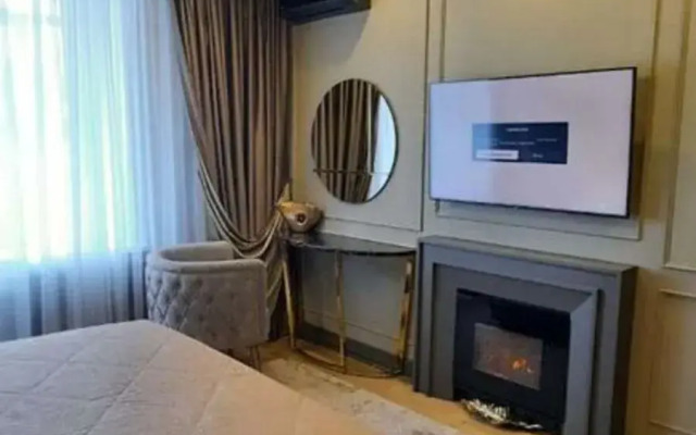 Na Kommunisticheskom Prospekte 74 Apartments