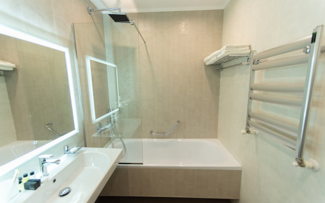 Отель Downtown Suites Hotel Yerevan