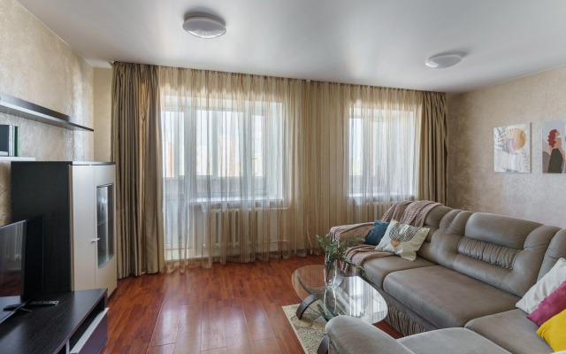 Valeri Na Solnechnom Proyezde 7 Apartments