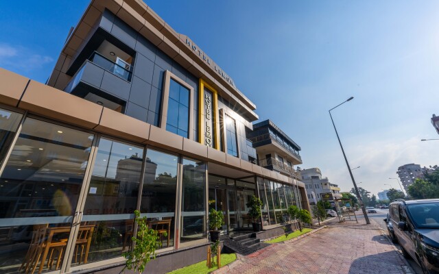 Lemon Hotel