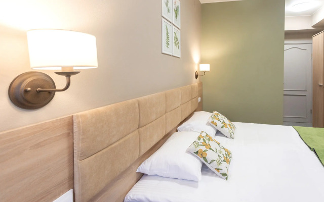 Отель Полисть