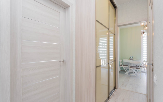 Апартаменты Seven Floor Apartment