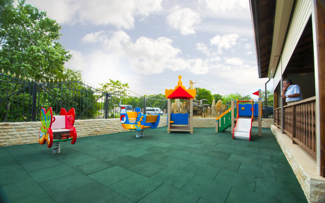 Ahilleon Park Boutique Hotel