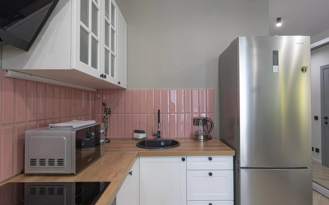 Апартаменты Новая Уютная Судия с Шикарным Видом из Окна