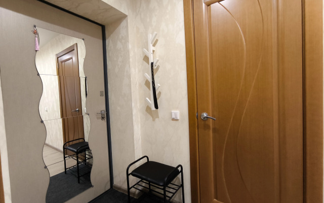 Квартира Двухкомнатная на Старателей 4