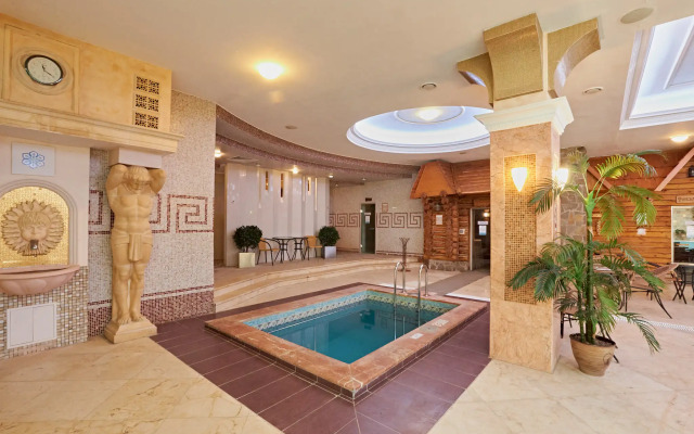 Hotel Grinn Biznes-Klass