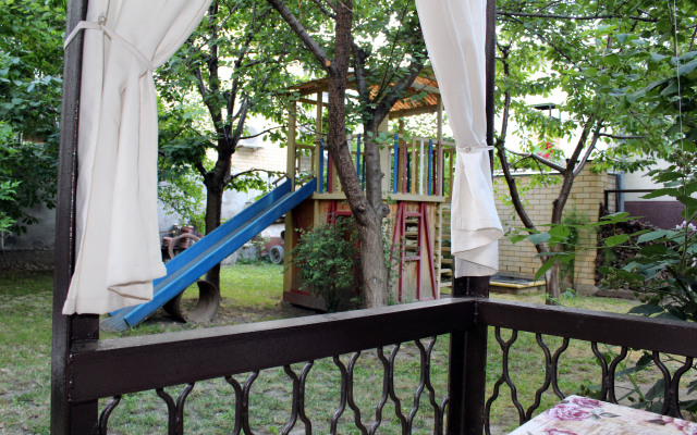 Shelkovitsa Guest House