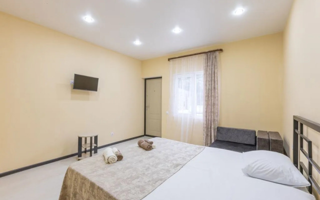 manushak Guest house