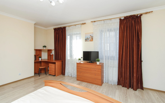 Апартаменты с двумя спальнями гостиной и кухонной зоной