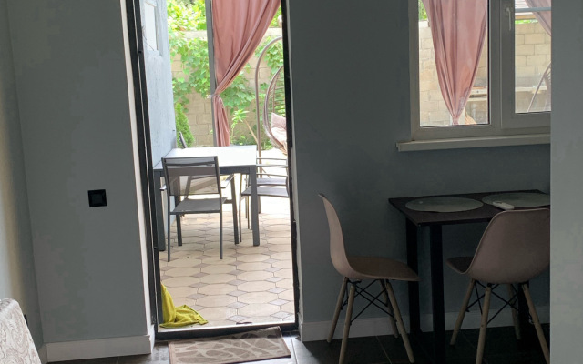 Apartamenty v Gagrah Private House