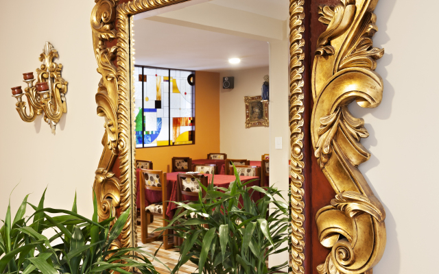 Hotel Frances La Maison