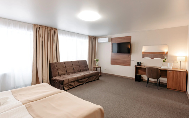 Turist Hotel
