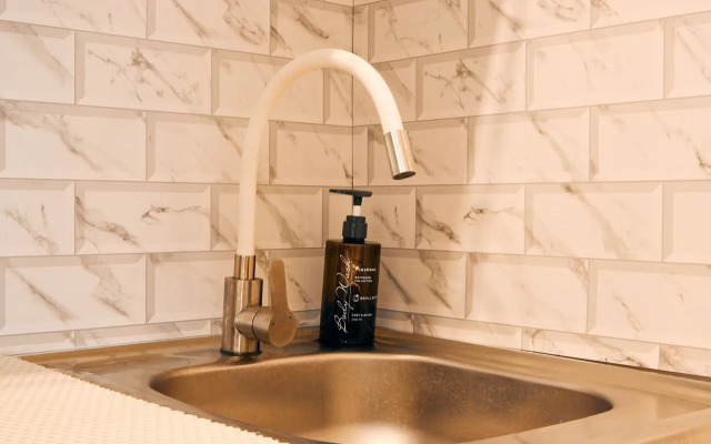 Апартаменты Трехкомнатные в Таунхаусе на Казамазова, 157