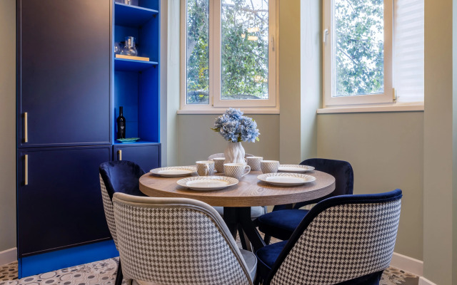 Квартира MyHomeYourHome на Невской 19