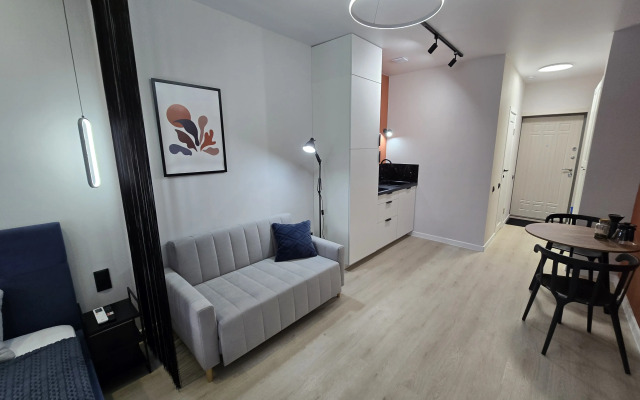 Kemkomfort Pr-T Molodezhny 19b Apartments