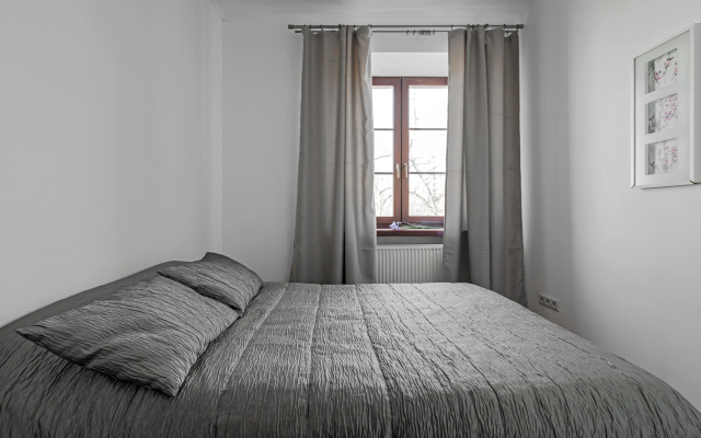 S vidom na Dvorets Respubliki Flat