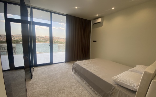 White House Yerevan Hotel