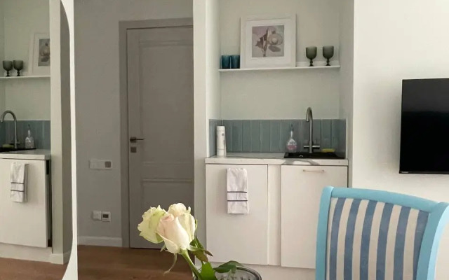 Uyutnaya S Sovremennym Remontom Flat