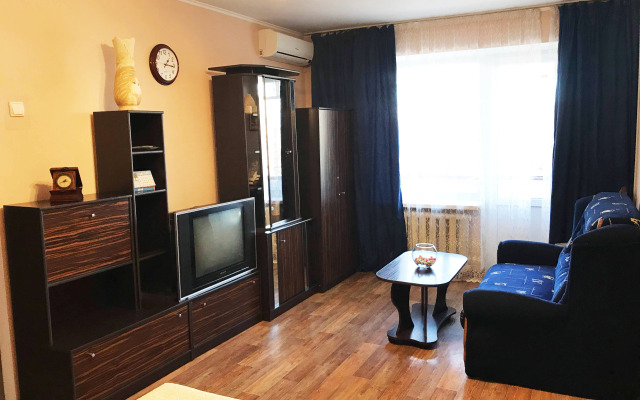 Na Ul Sevastopolskaya 26 Flat