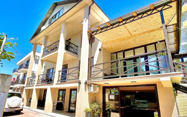 Dom Solntsa Guest house