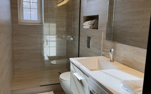 Perelman Guest house