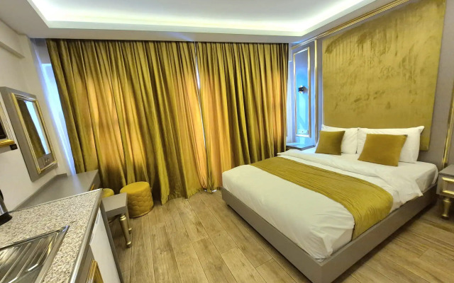 Отель Taksim La Marino