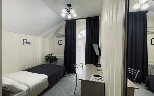 Отель Визит