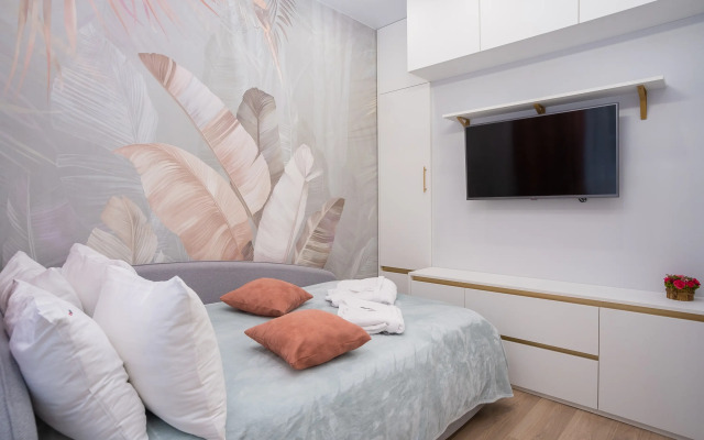 Red Apartments Art Layt Santi Apartments