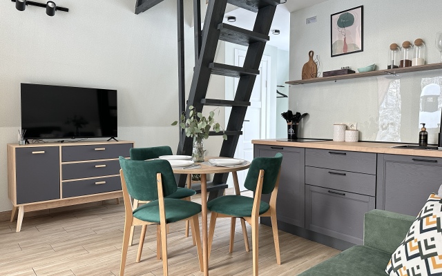 Barnhaus №1 s drovyanoj banej i goryachej kupel'yu, na 7 gostej Private House